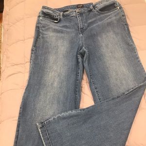 NYDJ lift and tuck technology wide leg jeans